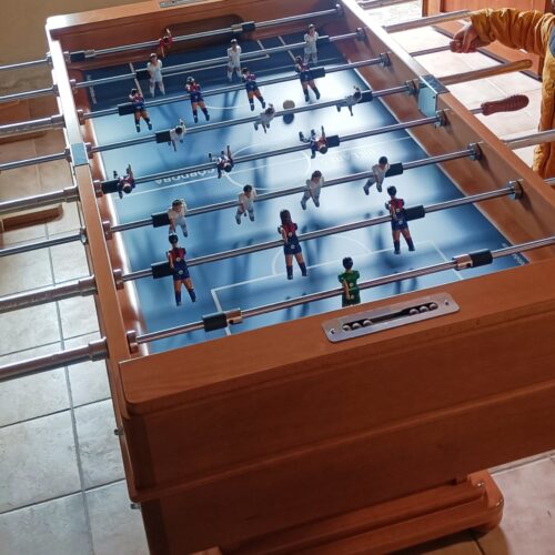 Futbolí a la sala de jocs